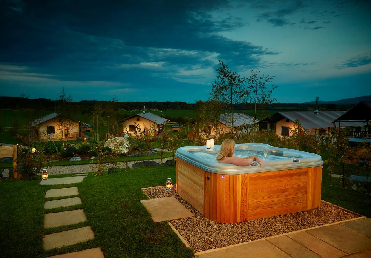 Love2Stay Glamping Resort Shrewsbury Exterior photo